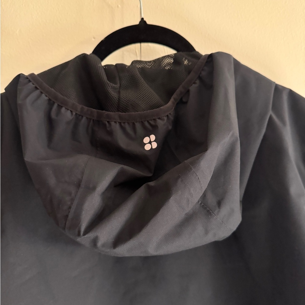 Sweaty Betty windbreaker - Picture 3 of 6
